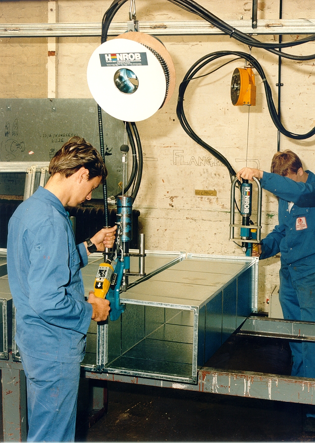 Ducting Riveting System Ducting Riveting System
